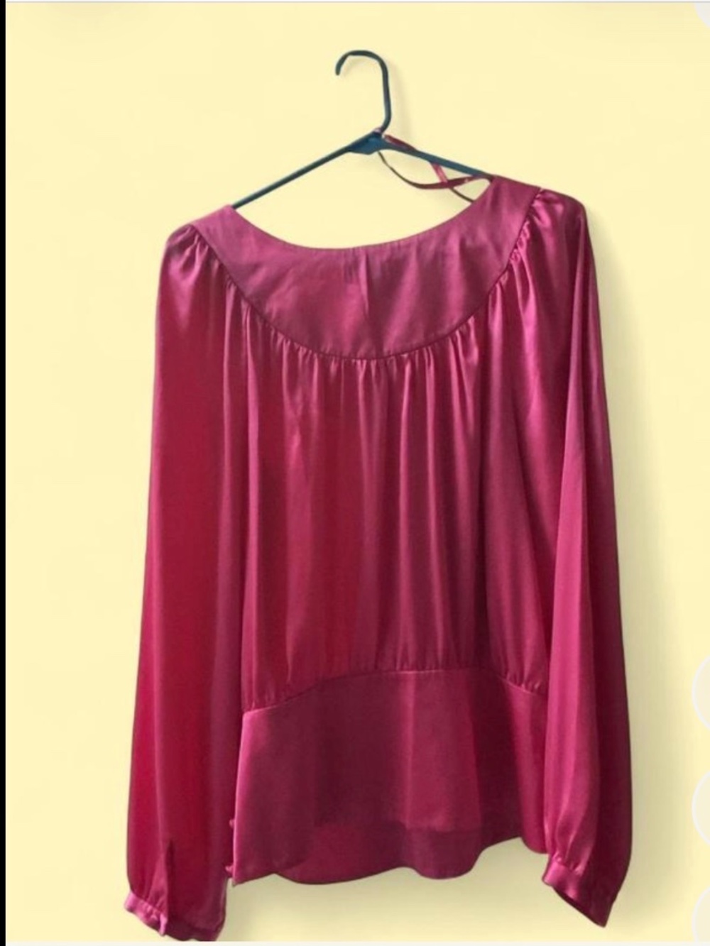 Vintage Y2K Inc 100 percent silk pink top new without tags with lovely buttons